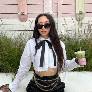 White cotton T shirt / blouse / long sleeve